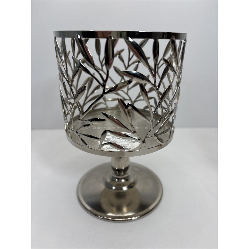 Bath & Body Works Vine Leaf Pattern Silver 3-Wick Pedestal 14.5 oz Candle Holder - Picture 1 of 9